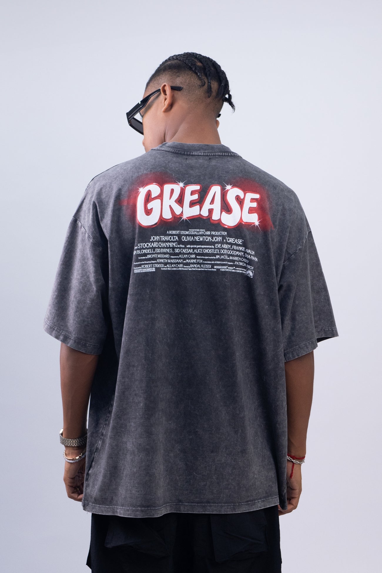 GREASE OVER TEE